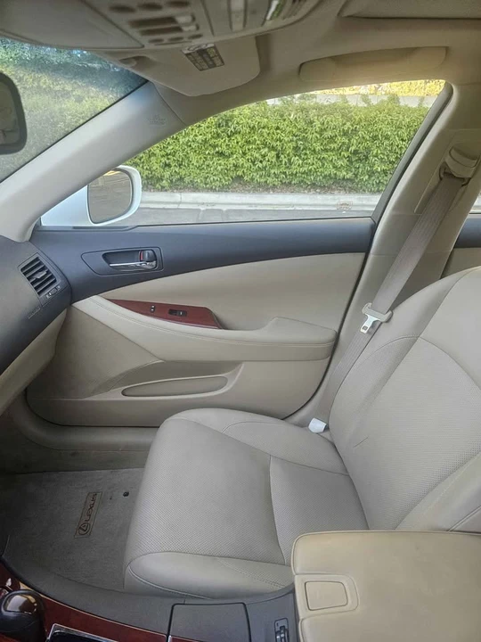 2007 Lexus ES 5th Gen - Image 14 of 20
