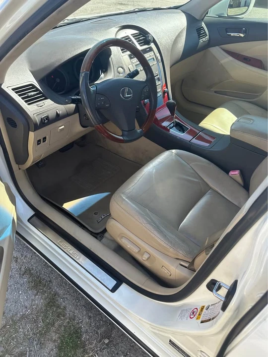 2007 Lexus ES 5th Gen - Image 7 of 15