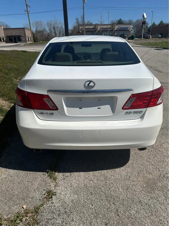 2007 Lexus ES 5th Gen - Image 4 of 15