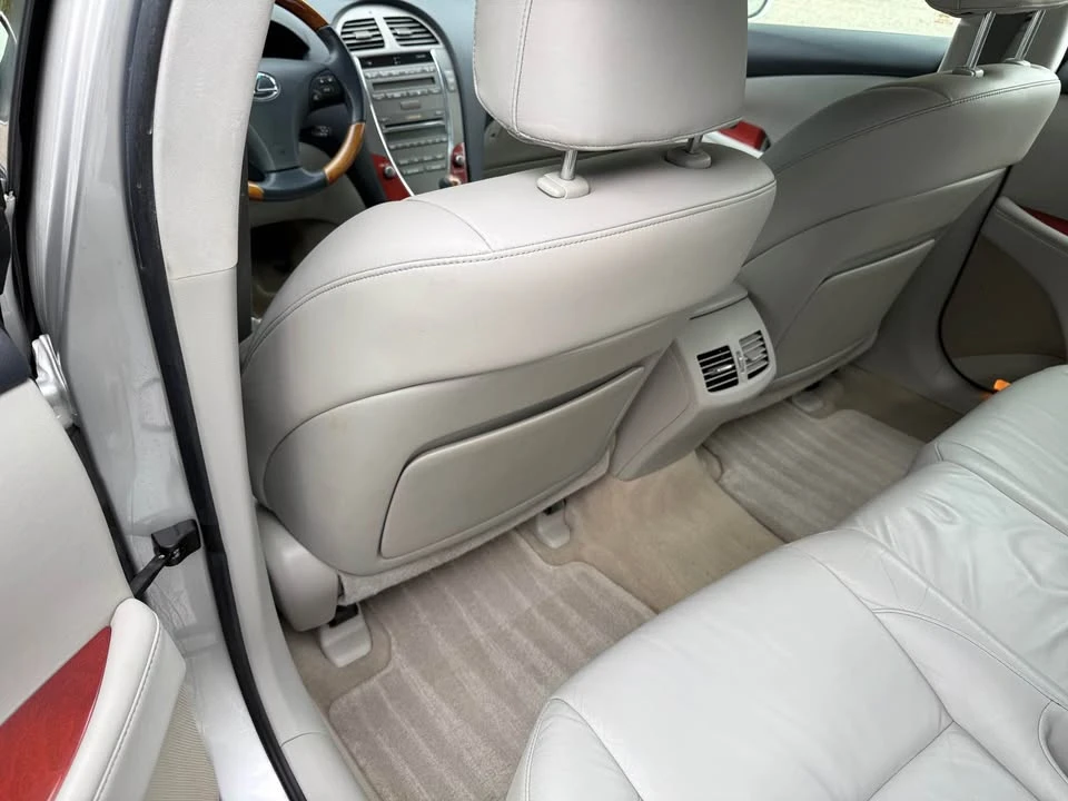 2007 Lexus ES 5th Gen - Image 8 of 12