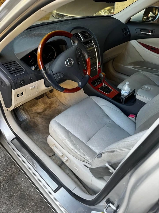 2007 Lexus ES 5th Gen - Image 4 of 8