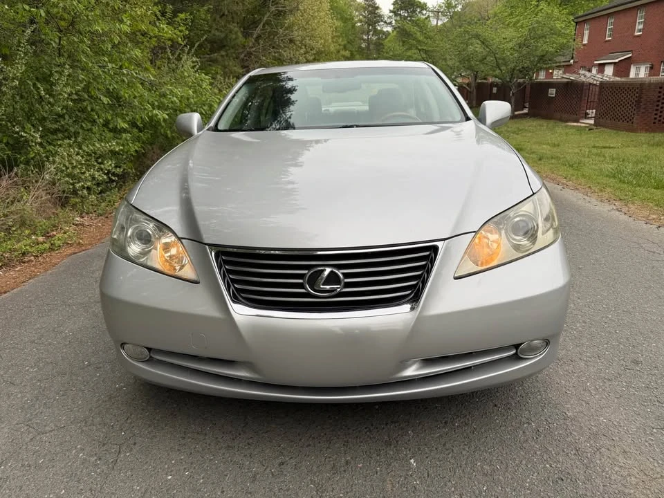 2007 Lexus ES 5th Gen - Image 5 of 12