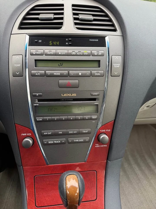 2007 Lexus ES 5th Gen - Image 12 of 12