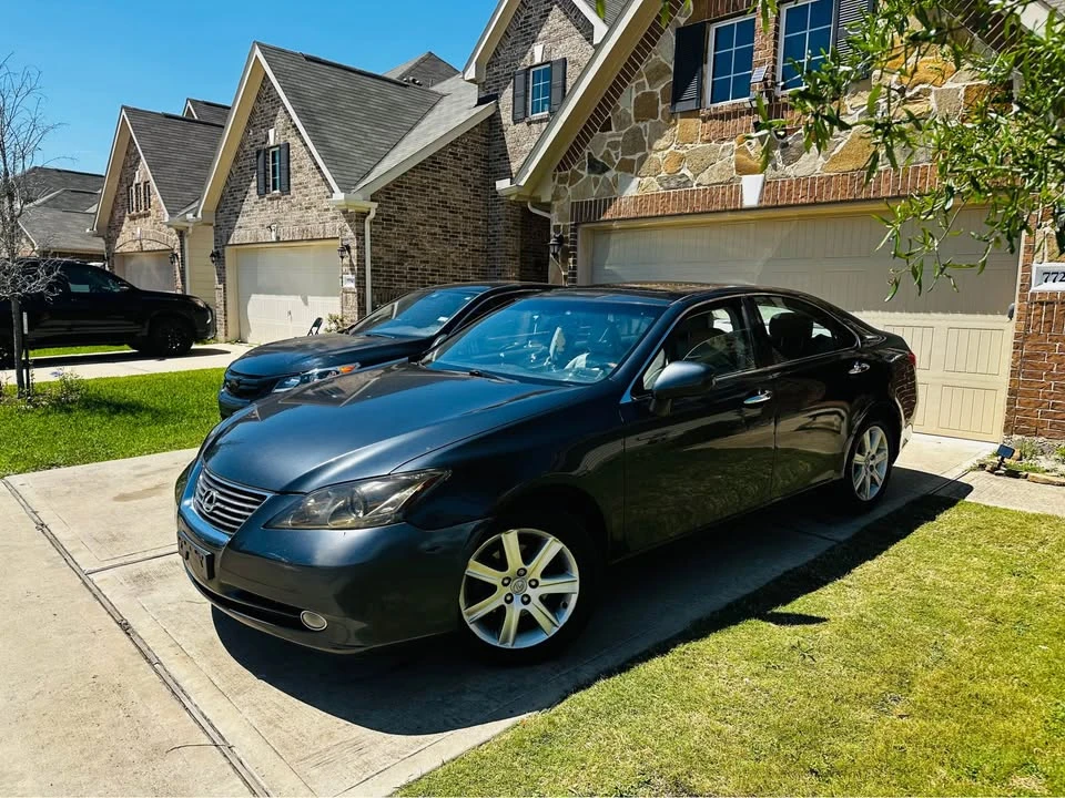 2007 Lexus ES 5th Gen - Image 4 of 14