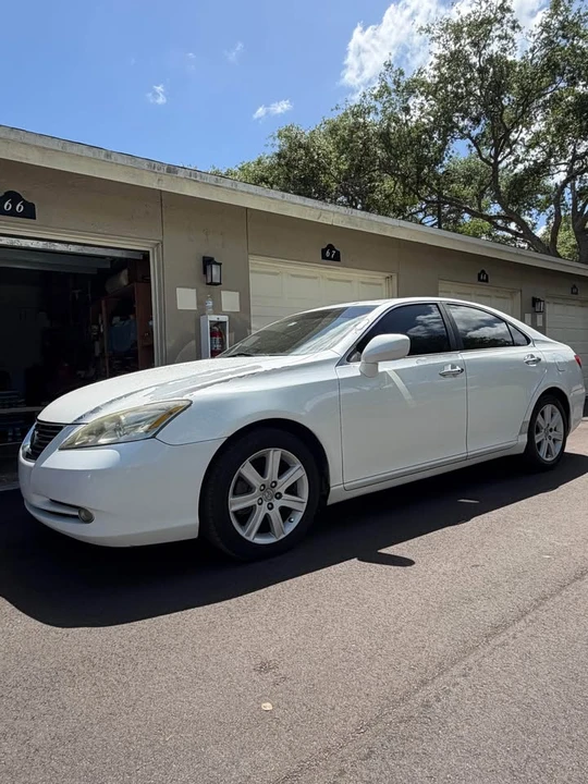 2007 Lexus ES 5th Gen - Image 2 of 20