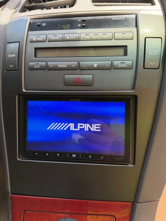 2007 Lexus ES 5th Gen - Image 12 of 20