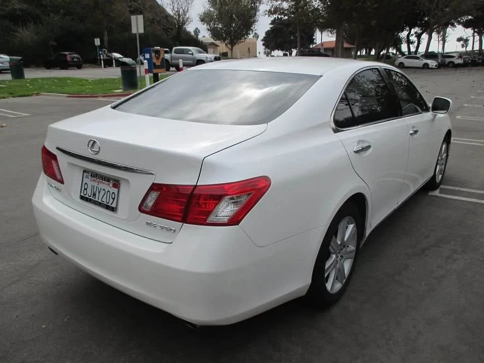 2007 Lexus ES 5th Gen - Image 4 of 10