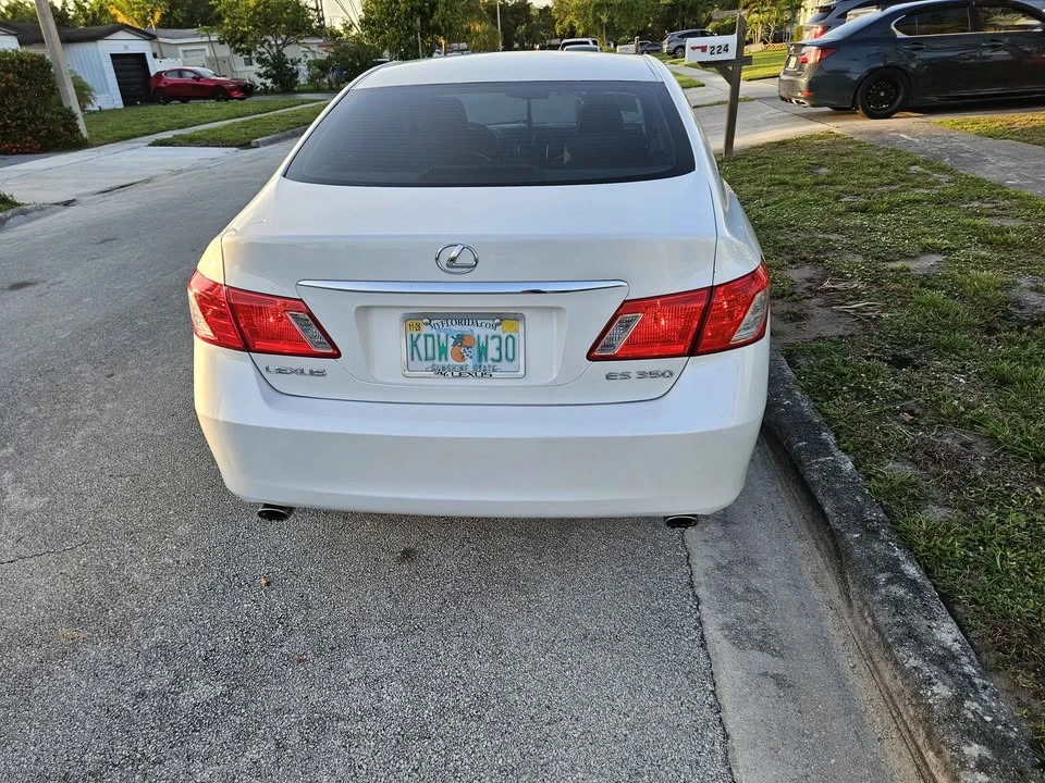 2007 Lexus ES 5th Gen - Image 7 of 14