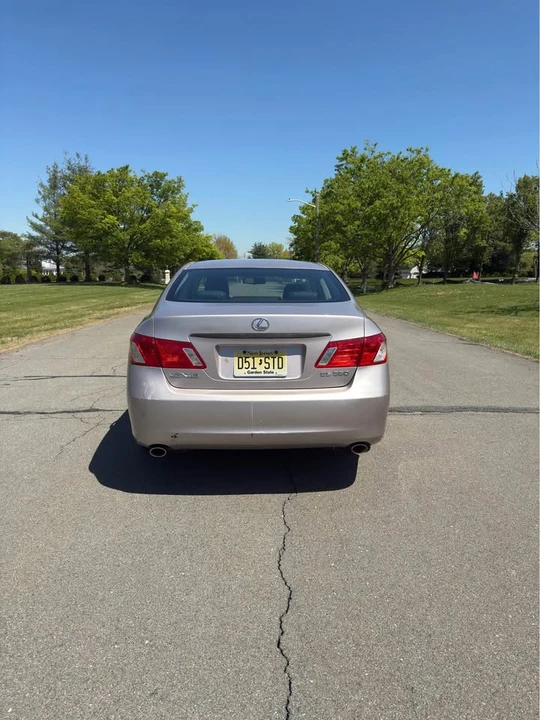 2007 Lexus ES 5th Gen - Image 6 of 16