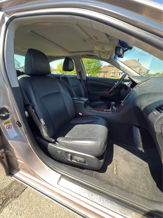 2007 Lexus ES 5th Gen - Image 12 of 16