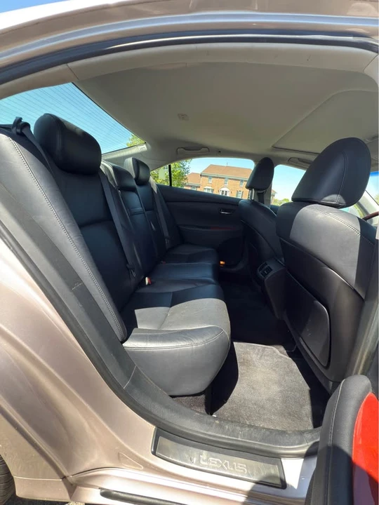 2007 Lexus ES 5th Gen - Image 11 of 16