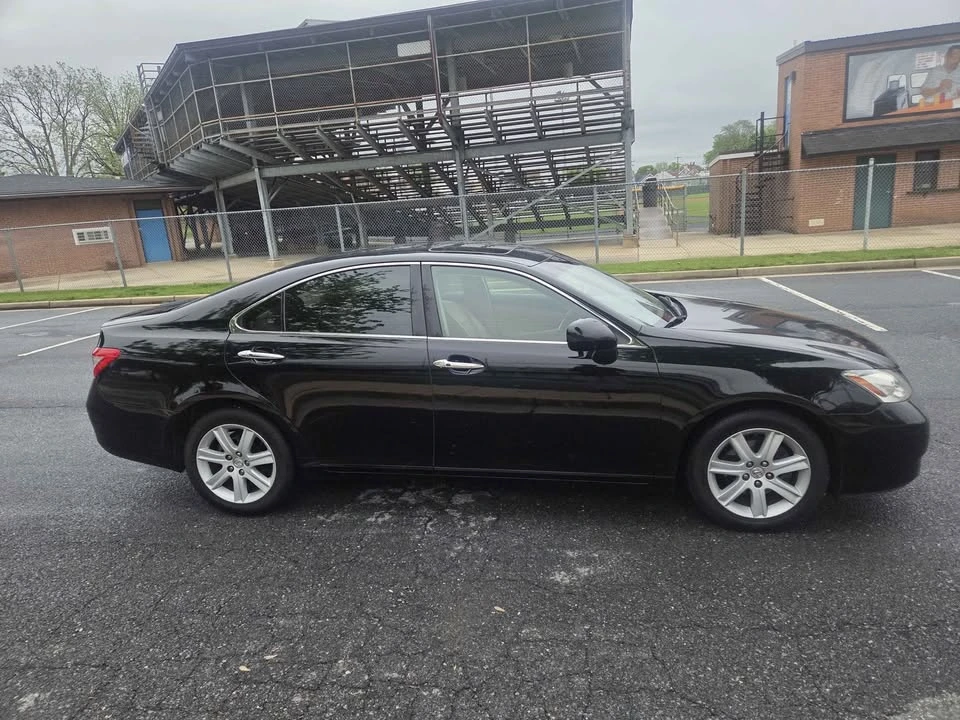 2007 Lexus ES 5th Gen - Image 11 of 14
