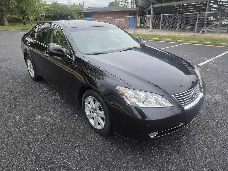 2007 Lexus ES 5th Gen - Image 2 of 14