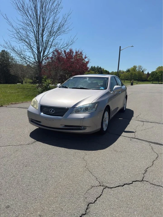 2007 Lexus ES 5th Gen - Image 3 of 16