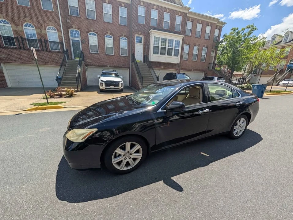 2007 Lexus ES 5th Gen - Image 9 of 15