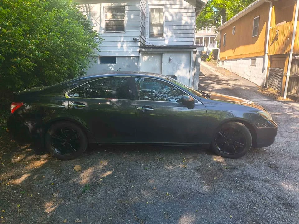 2007 Lexus ES 5th Gen - Image 3 of 4
