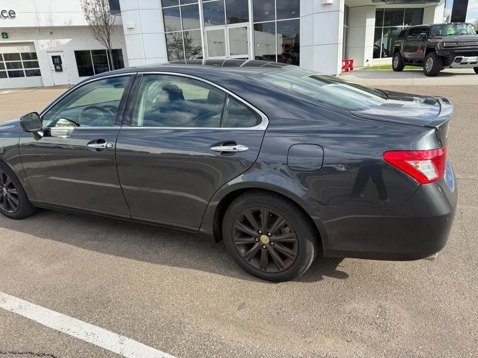 2007 Lexus ES 5th Gen - Image 4 of 5