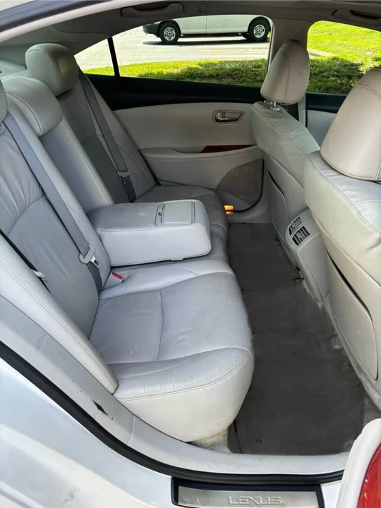 2007 Lexus ES 5th Gen - Image 17 of 19