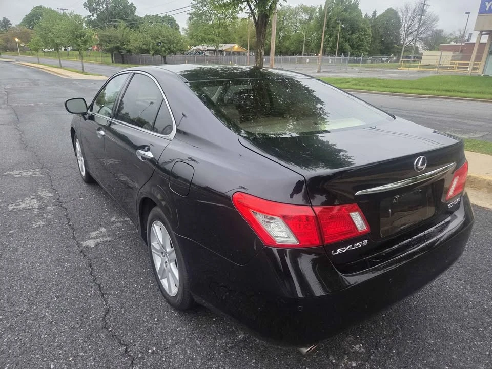2007 Lexus ES 5th Gen - Image 12 of 14