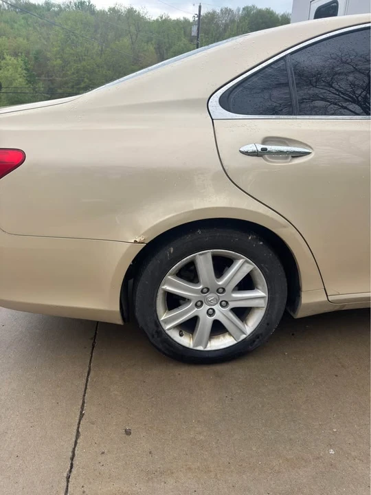 2007 Lexus ES 5th Gen - Image 3 of 10