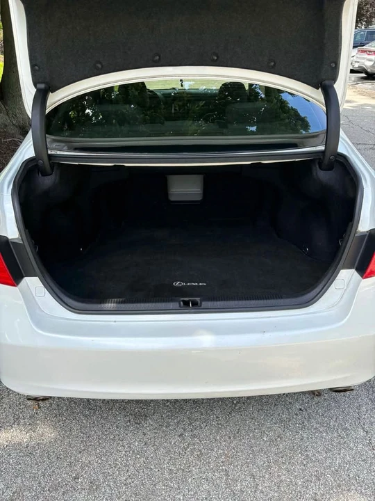 2007 Lexus ES 5th Gen - Image 10 of 19