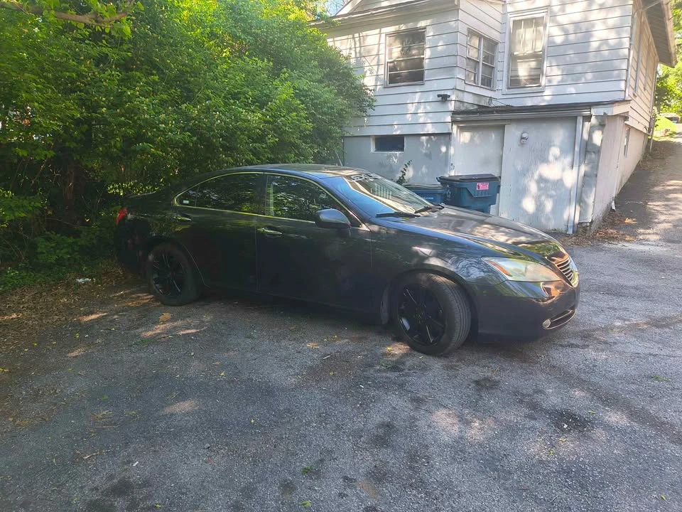 2007 Lexus ES 5th Gen - Image 2 of 4