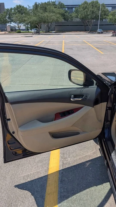 2007 Lexus ES 5th Gen - Image 11 of 12