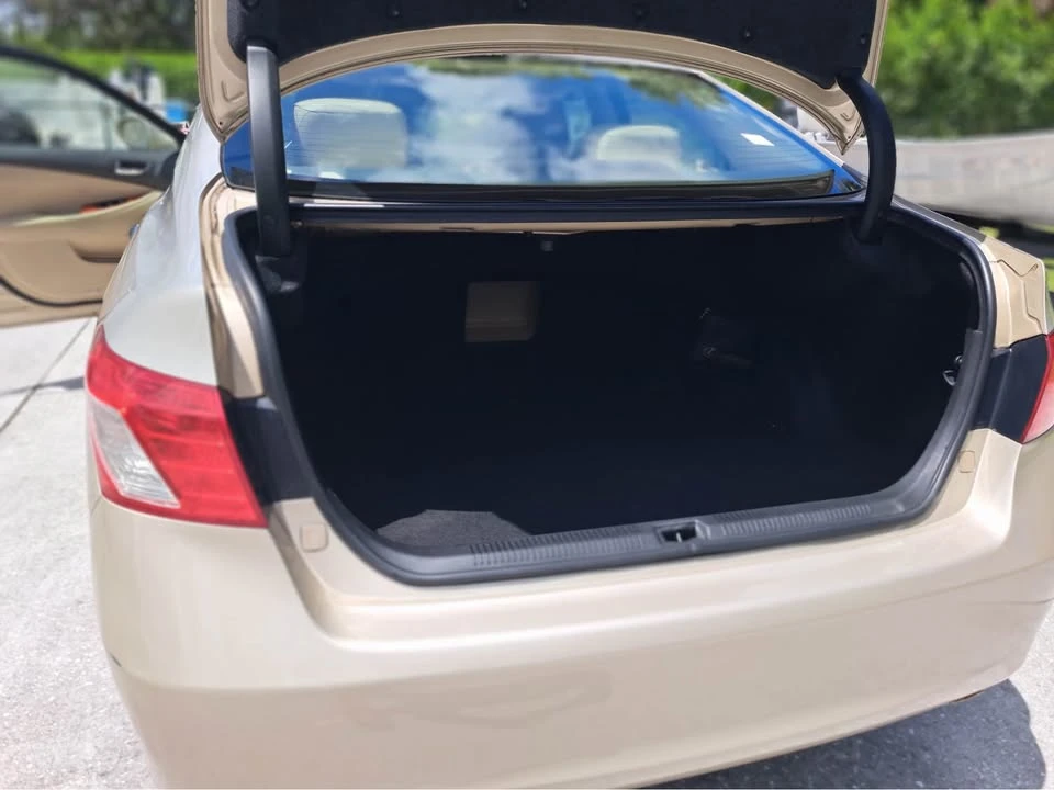 2007 Lexus ES 5th Gen - Image 12 of 20