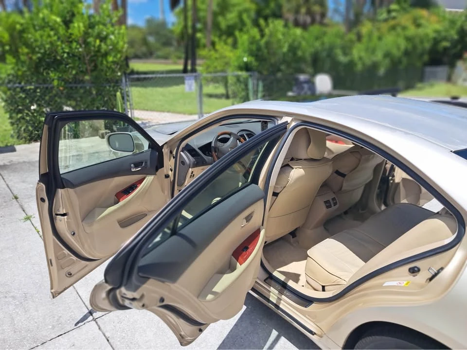 2007 Lexus ES 5th Gen - Image 5 of 20