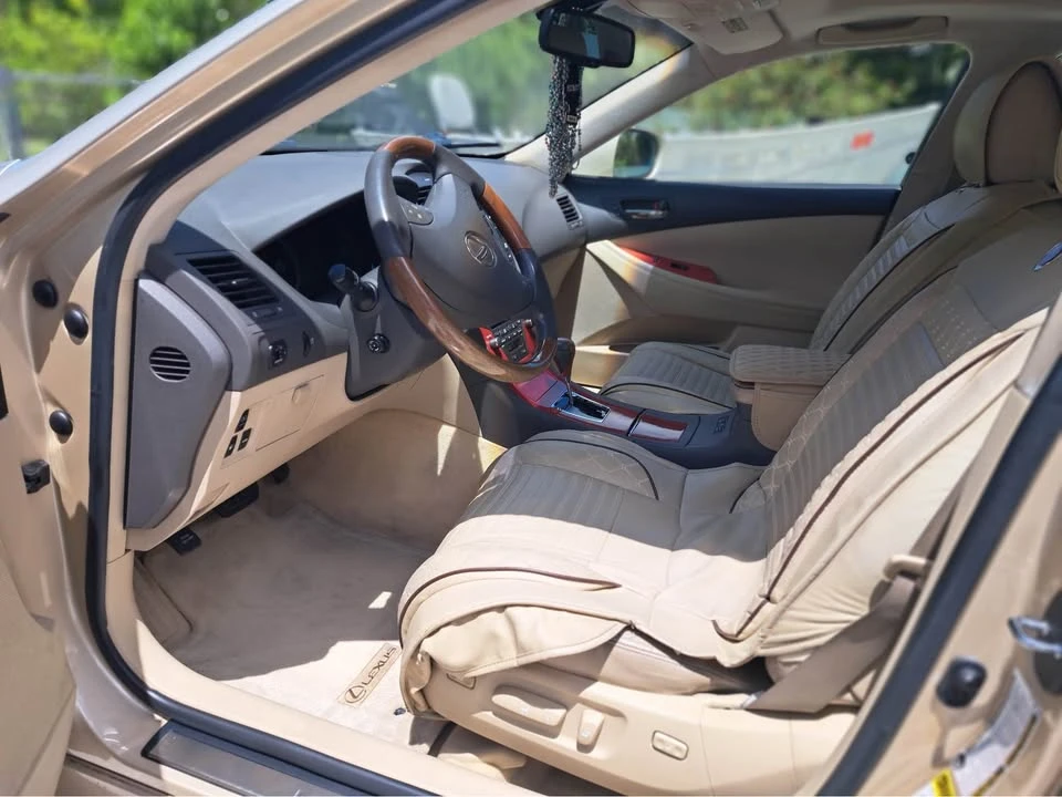 2007 Lexus ES 5th Gen - Image 9 of 20