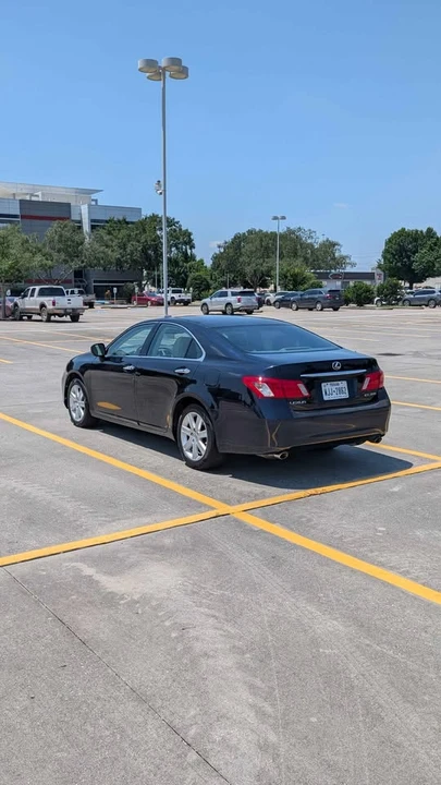 2007 Lexus ES 5th Gen - Image 4 of 12