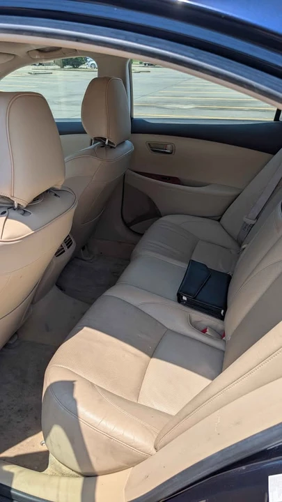 2007 Lexus ES 5th Gen - Image 10 of 12
