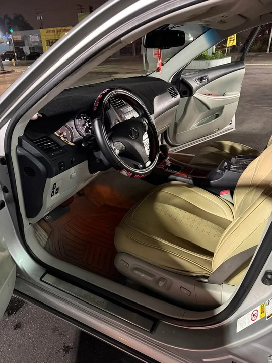 2007 Lexus ES 5th Gen - Image 10 of 17