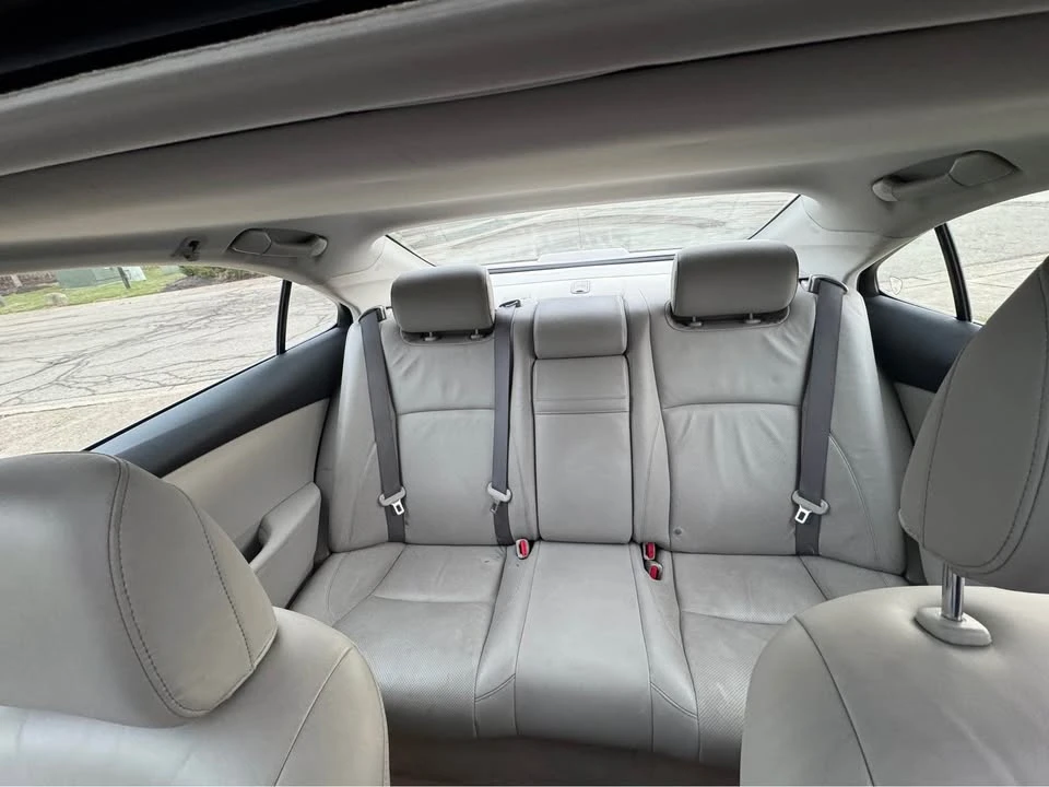 2007 Lexus ES 5th Gen - Image 11 of 17