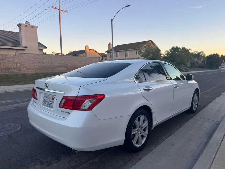 2007 Lexus ES 5th Gen - Image 4 of 10