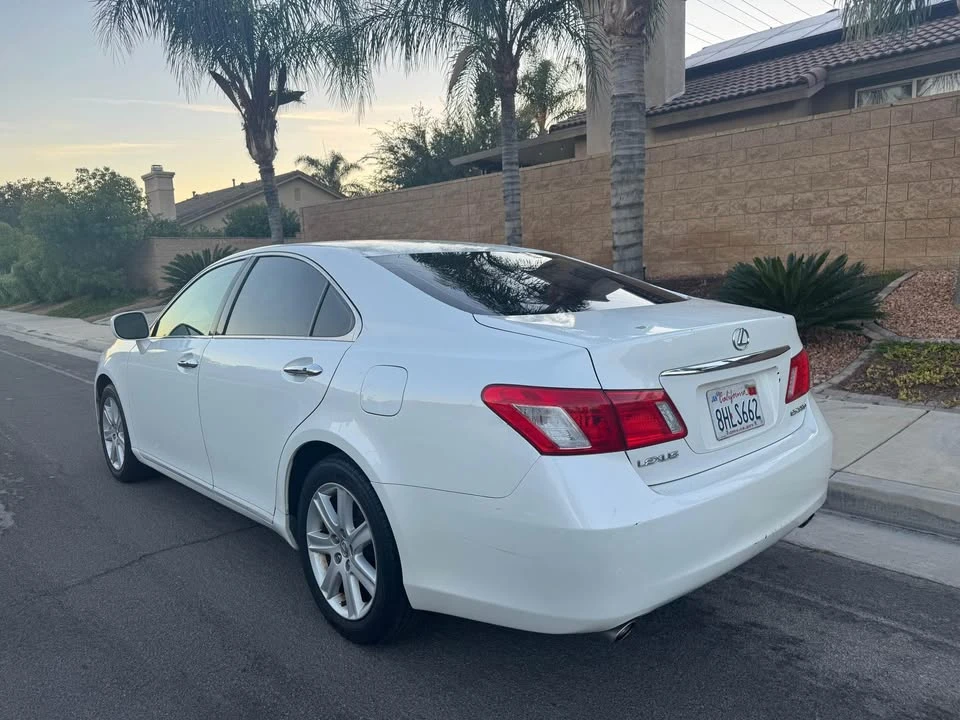 2007 Lexus ES 5th Gen - Image 6 of 10