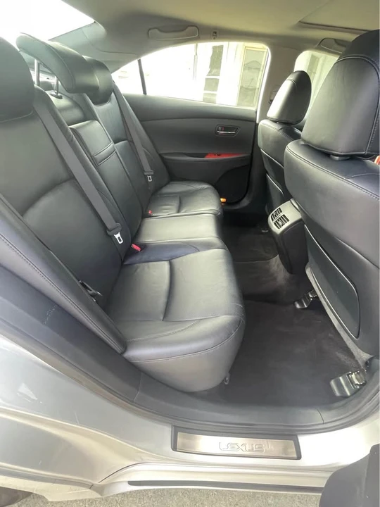 2007 Lexus ES 5th Gen - Image 11 of 14