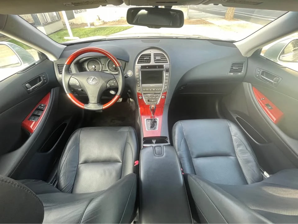 2007 Lexus ES 5th Gen - Image 9 of 14