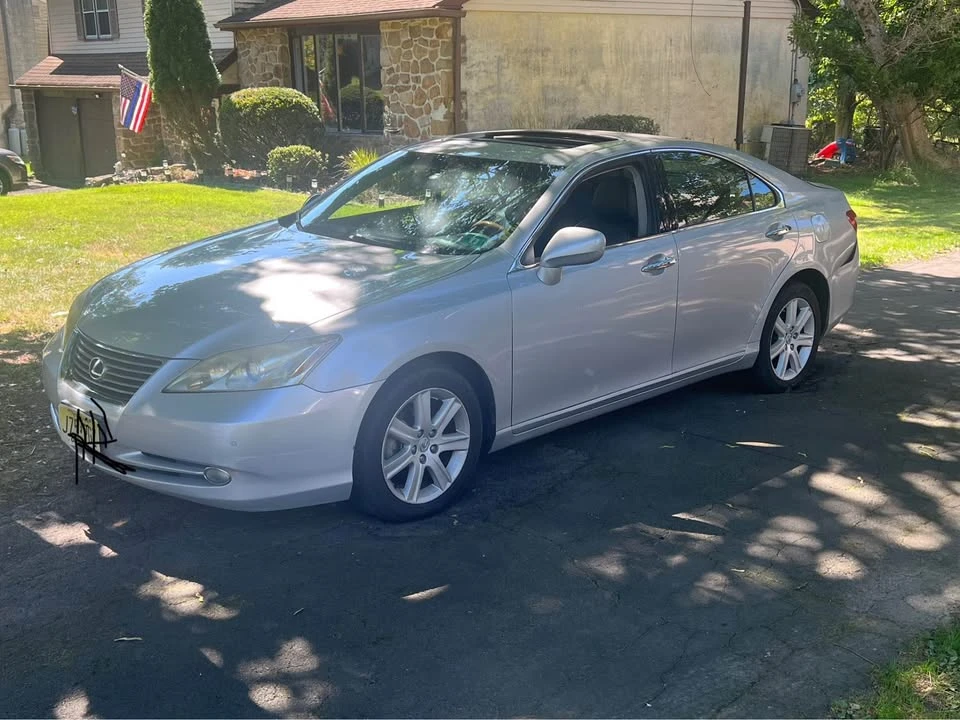 2007 Lexus ES 5th Gen - Image 8 of 9