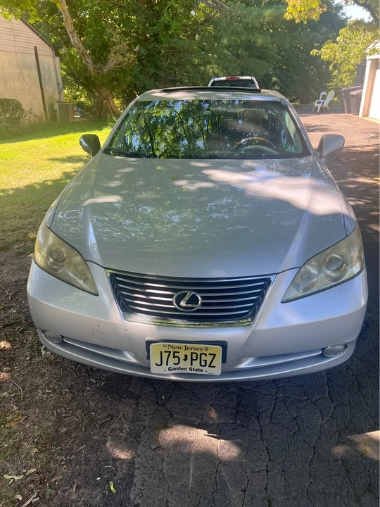 2007 Lexus ES 5th Gen - Image 4 of 9