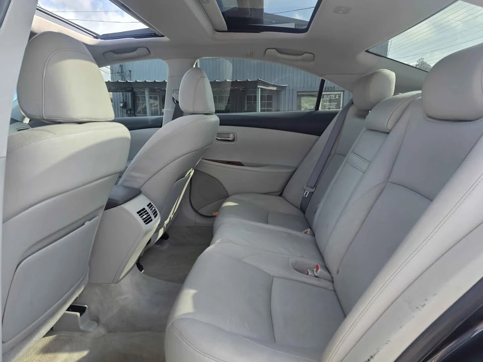 2007 Lexus ES 5th Gen - Image 6 of 10