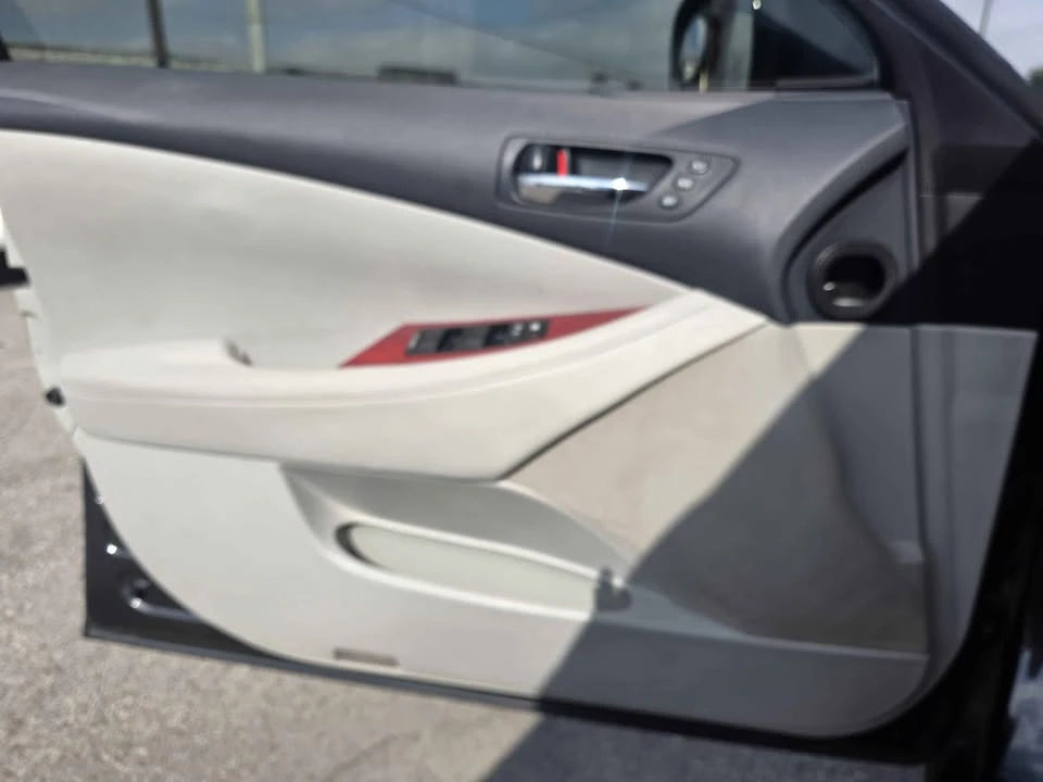 2007 Lexus ES 5th Gen - Image 10 of 10