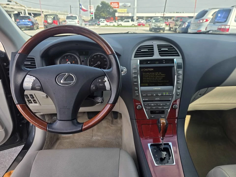 2007 Lexus ES 5th Gen - Image 8 of 10