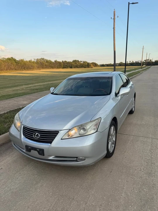 2007 Lexus ES 5th Gen - Image 2 of 5