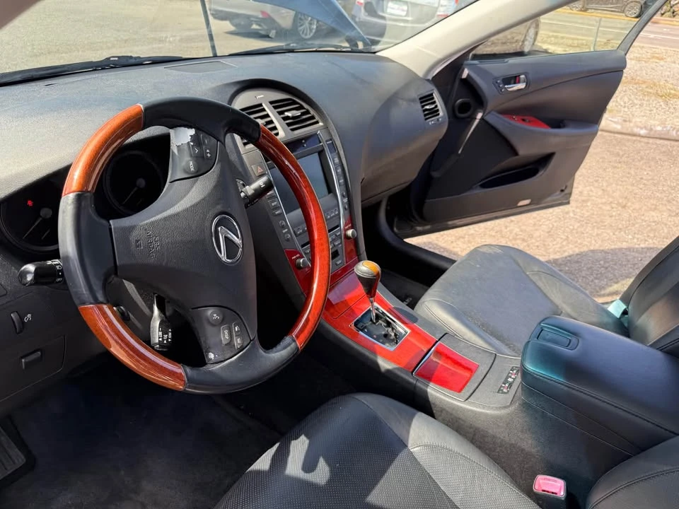 2007 Lexus ES 5th Gen - Image 11 of 19