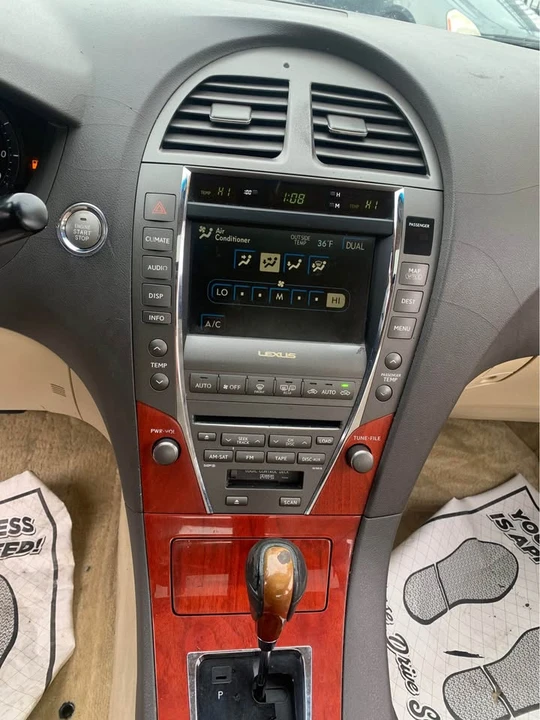 2007 Lexus ES 5th Gen - Image 9 of 12