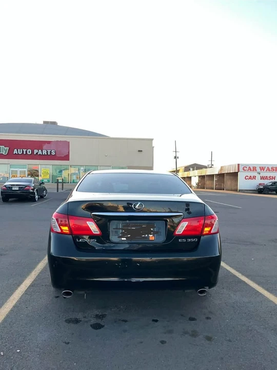 2007 Lexus ES 5th Gen - Image 4 of 13