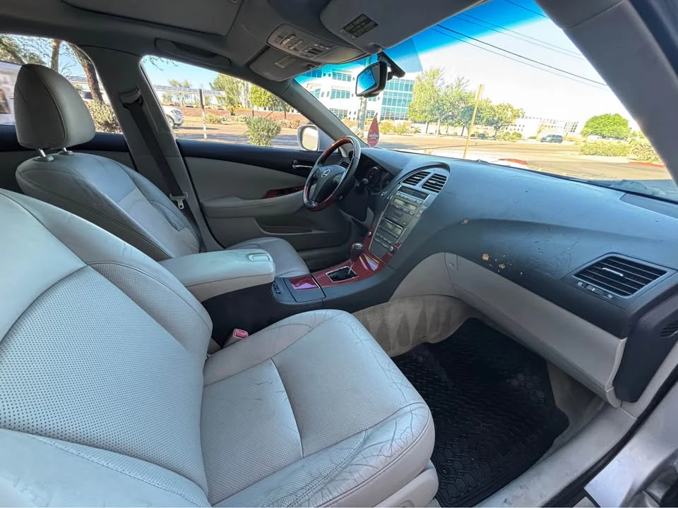 2007 Lexus ES 5th Gen - Image 10 of 14