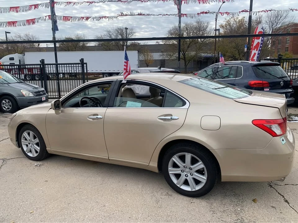 2007 Lexus ES 5th Gen - Image 2 of 12