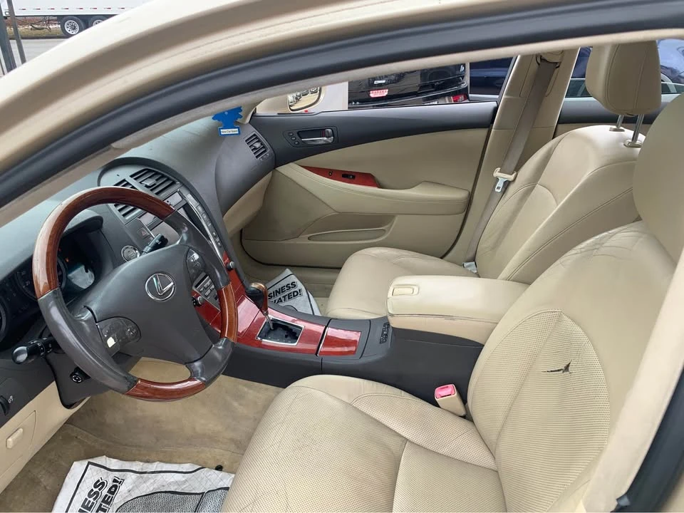 2007 Lexus ES 5th Gen - Image 7 of 12